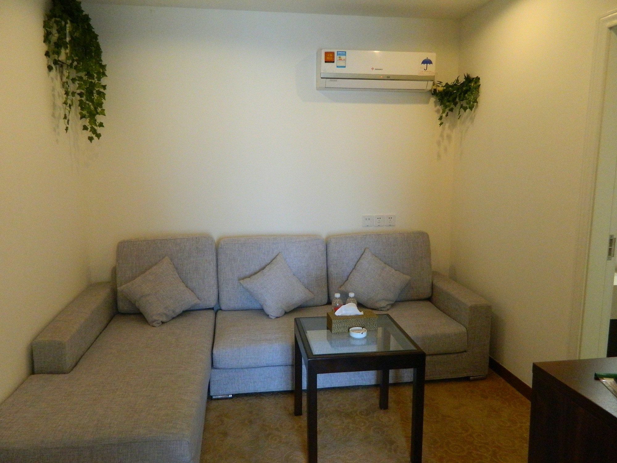Coinfamily Hotel Shanghai Exterior photo